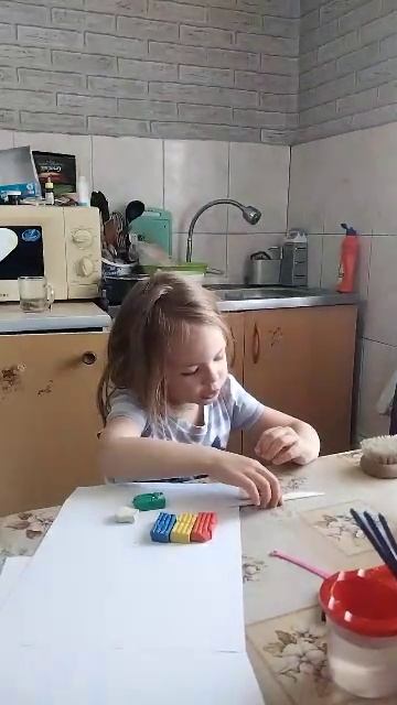 Рисуем гуашью, лепим смотреть онлайн