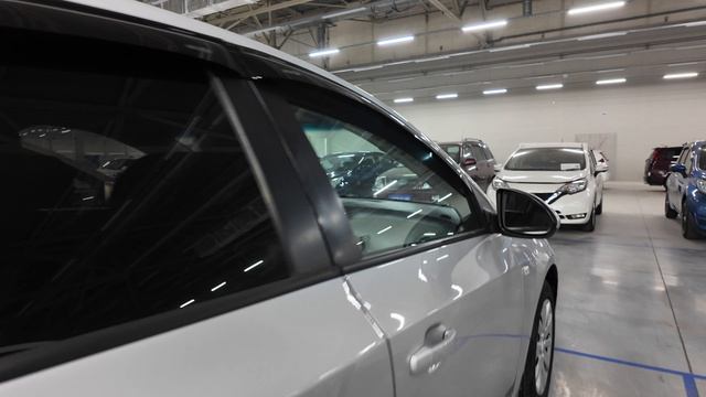 Chevrolet Cruze, 2012 смотреть онлайн