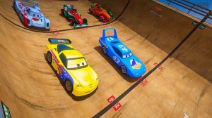PIXAR Тачки Мега‑рэмп‑челлендж — МакКвин, Салли, Король, Франческо, Шторм, Тодд и друзья