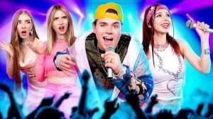 БЕДНЫЙ РЕБЕНОК стал богом рэпа в новой школе! Нас выгонят из класса? 🎤🔥