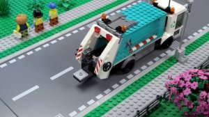 LEGO Мусоровоз для переработки отходов