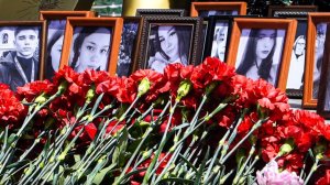 «Брата искали больше суток»: в Старобельске прощаются с погибшими в теракте