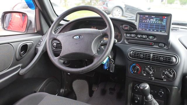 LADA Niva Travel смотреть онлайн