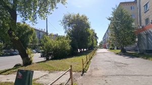 С УТРА В КАМЕНСКЕ, ПРОГУЛЯЛАСЬ, КУПИЛА САЖЕНЦЫ. .