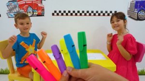 Игрушки-динозавры оживают