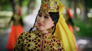 Jaloliddin Ahmadaliyev - O'zimman (Official Music Video)