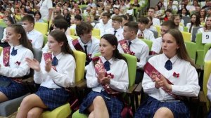 Последний звонок в лицее имени М.В.Ломоносова