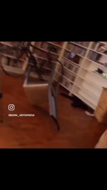 Я когда мама забрала у меня телефон: смотреть онлайн