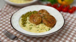 Куриные котлеты с творогом. В них только польза, много белка и никакого хлеба