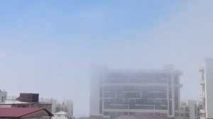 Клубы бедого дыма скрыли курортный город Судак от вражеских беспилотников