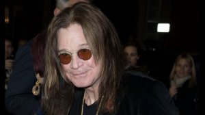 Оззи жив: семья музыканта решила создать его доступную голограмму