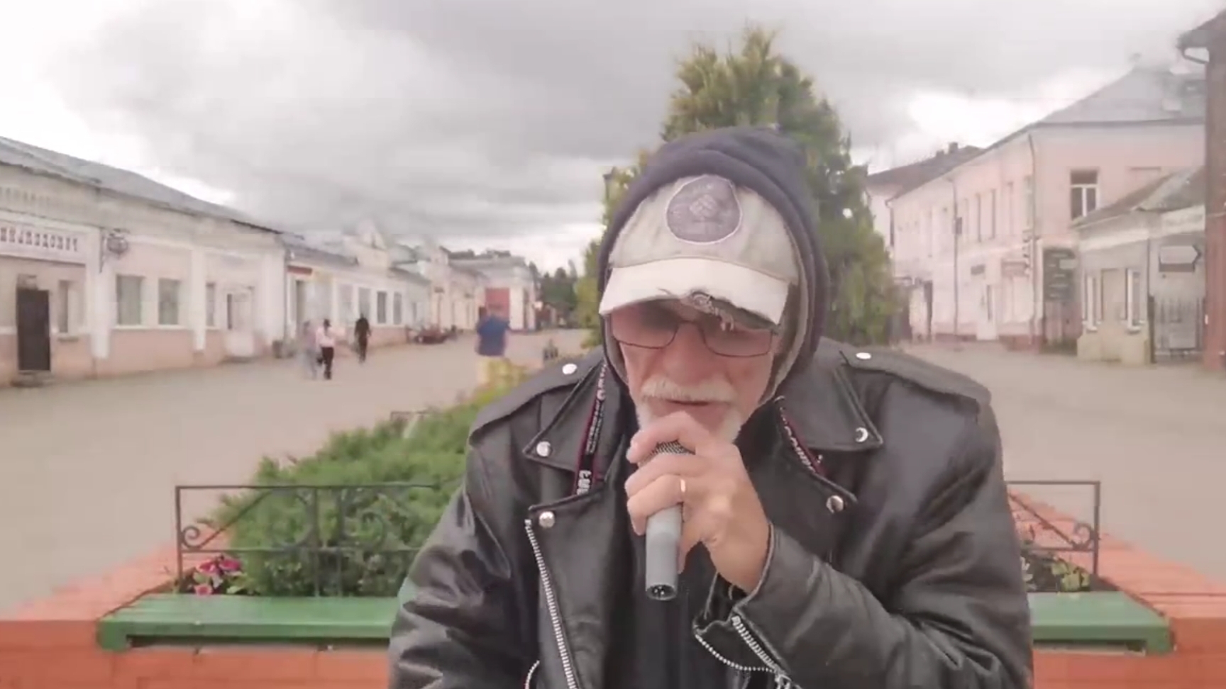ГРАНДИОЗНЫЙ МУЗЫКАЛЬНЫЙ СУПЕРМАРАФОН НА АРБАТЕ 🌀📽️🇷🇺💯😇🎤🌈(9 Ч) смотреть онлайн