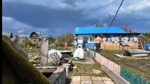 Начали работать на даче, но дождь помешал / Наконец то Саша дождался