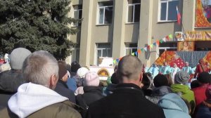 Праздничная атмосфера на Масленице в Семилуках (08.03.2019)
