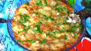 Невероятно вкусный омлет с пельменями.