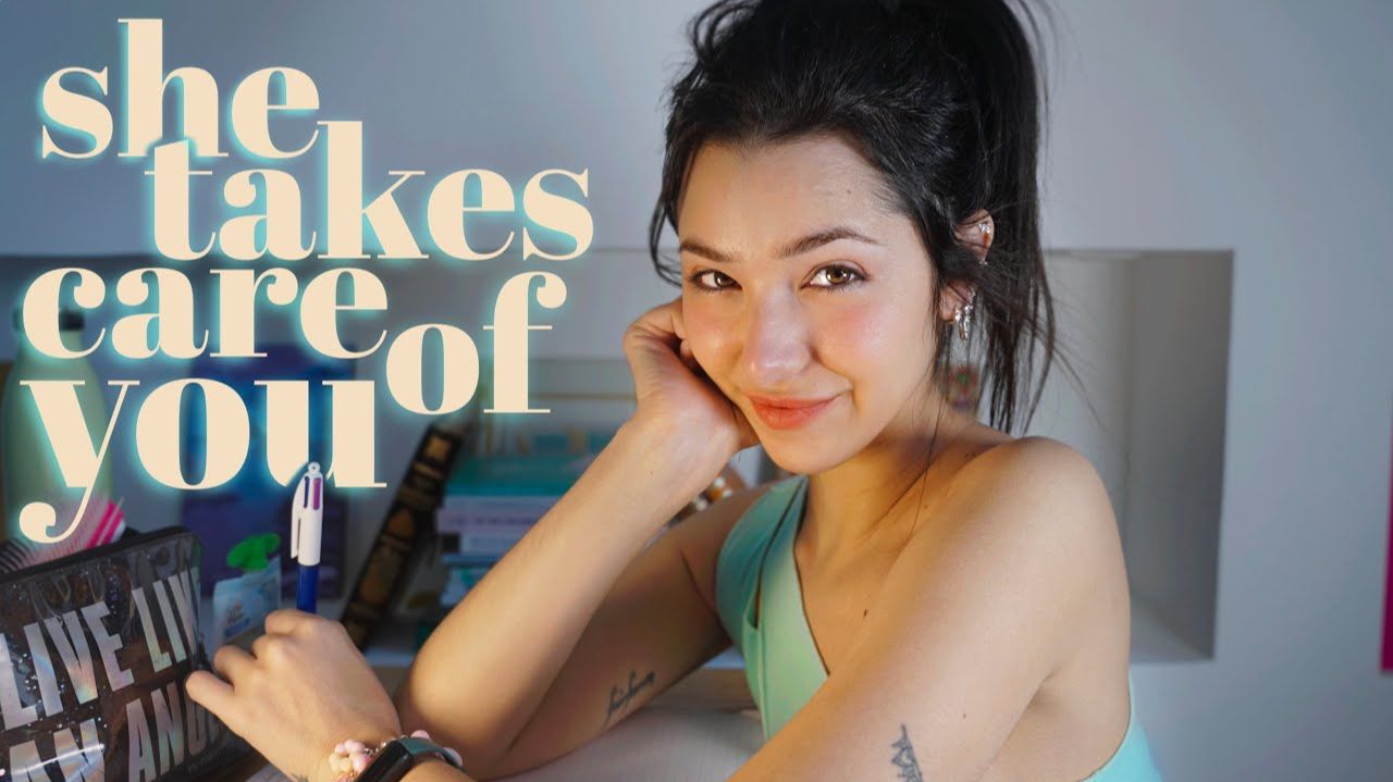 ASMR The cool girl at the back of the class takes care of you! смотреть онлайн