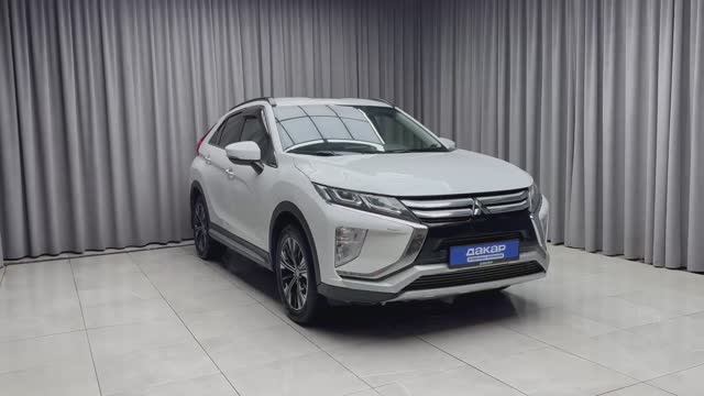 Mitsubishi Eclipse Cross смотреть онлайн