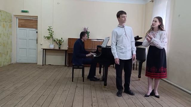 Дуэт Романенко Ксения и Романенко Максим. Музыка А. Даргомыжского, слова народные "Ванька-Танька" смотреть онлайн