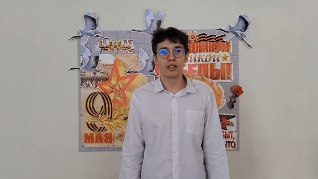 Дмитрий Макаров 1ИСИП-1025 (Надежда Кузнецова "Дедушка")