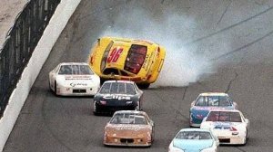 Вы еще не видели все эти флипы Nascar
