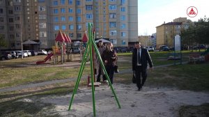 В Лангепасе проверяют детские площадки