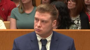 «Видит ли Бог, что делает со мной папа?»