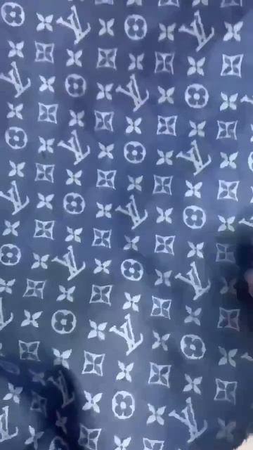 Плательно-рубашечный джинс от L. Vuitton, Италия смотреть онлайн
