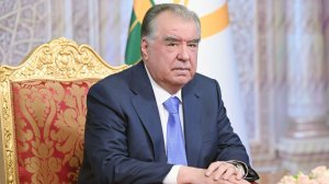 Эмомали Рахмон поздравил мусульман с Курбан-байрамом