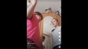 смотрим мои видео в лайке кто хочет подписываться