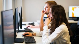 Абитуриенты Югры смогут подать документы в вуз через Госуслуги