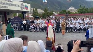 🎉 Дорогие старшеклассники! Поздравляем вас с последним звонком! 🎓
