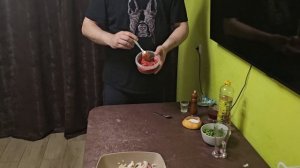 Простой и вкусный шашлык, два вида маринада + соус