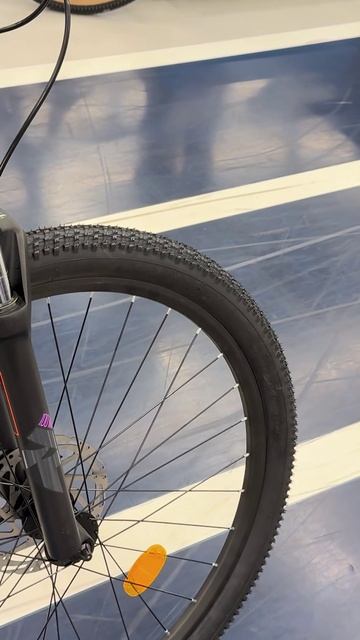 Что установлено на Roces Eleganza 2 27.5"? Разбор комплектации