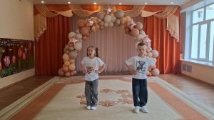 песня «Весёлый спор» дуэт «Искорки»