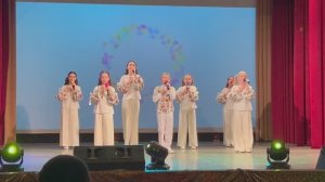 Дети поют песню для папы. Веселая песня для папы