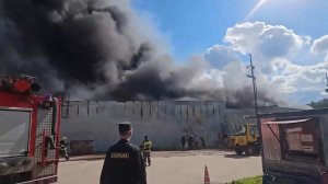 Мебельный склад загорелся в Подмосковье на площади 5 тыс. «квадратов»