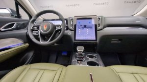 HONGQI HS3 Deluxe