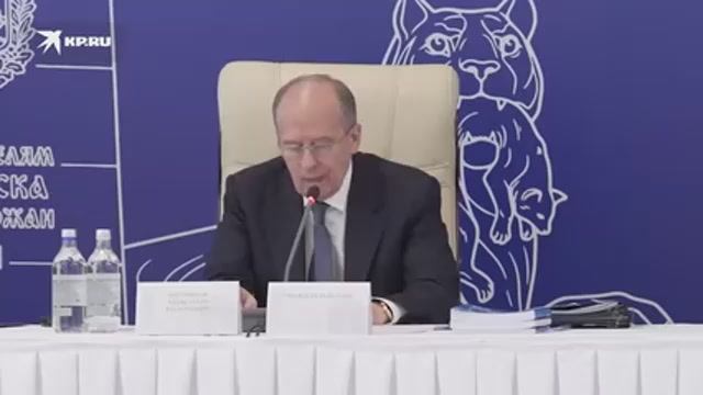 _Глава_ФСБ_Бортников_Киев_пытался_ввезти_в_Россию_500_взрывных_ус смотреть онлайн