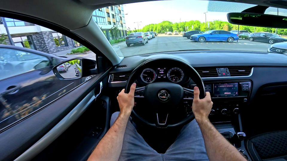 2018 Škoda Octavia 1.6L POV TEST DRIVE
