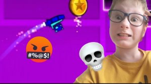 прохожу уровень куклы из игры Geometry Dash Light
