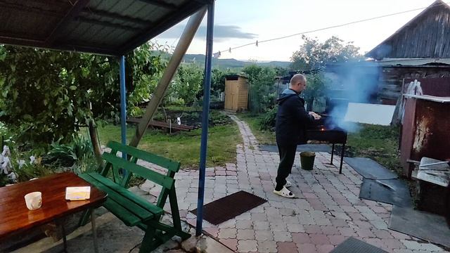 Саратов. Город, в котором всё рядом и ничего нет смотреть онлайн