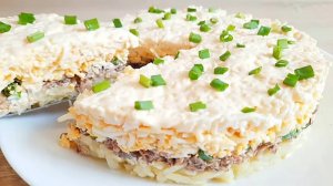 Слоеный Салат с Сайрой! Необычайно Вкусный Салат из Консервов!