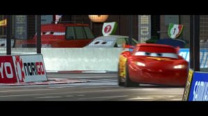 Фрагмент из мультфильма «Тачки 2» — Побег с нефтяной вышки (2011) Pixar