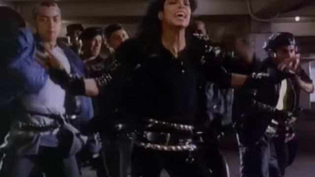 Michael Jackson - Bad (Shortened Version) смотреть онлайн