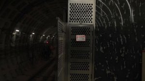🟫 Спец состав прибывает на станцию Путиловская