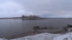 РЫБАЛКА С ОСИНОВЫМИ КОЛЬЯМИ ПОД ОТВЕСНОЙ МИСТИЧЕСКОЙ СКАЛОЙ! НАШЁЛ ЕЩЁ АРТЕФАКТЫ С ТОЙ ЦИВИЛИЗАЦИИ!