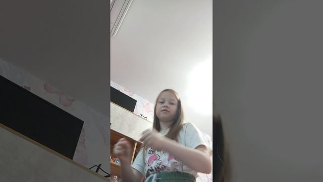 танцор под новый трек милый цветковой правда я крутая выгляжу