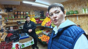 Загружаем холодильник! РАЗОРЯЕМ палатку, поболтали с ПРОДАВЦОМ) ЦЕНЫ на фрукты и овощи в России Влог