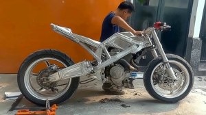 Собрал спортбайк за 120 дней, своими руками.