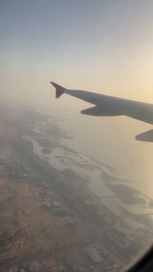 В май на самолете